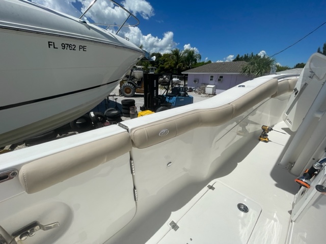 Boat cover installation